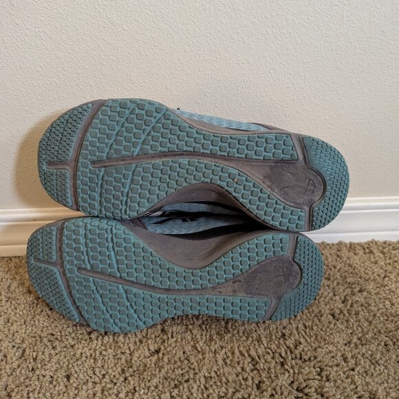 Kuru Quantum Supportive Sneakers - Picture 5 of 6